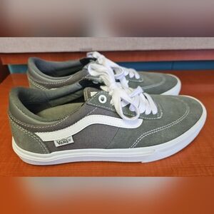 NWOT VANS Gilbert Crockett Skate Shoe